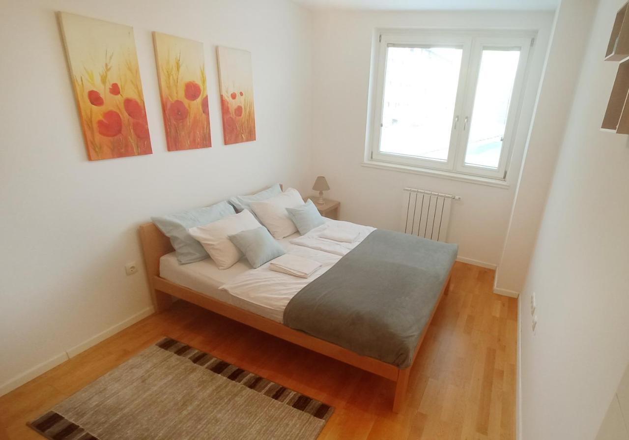 Lovely Home Apartment Sarajevo Luaran gambar