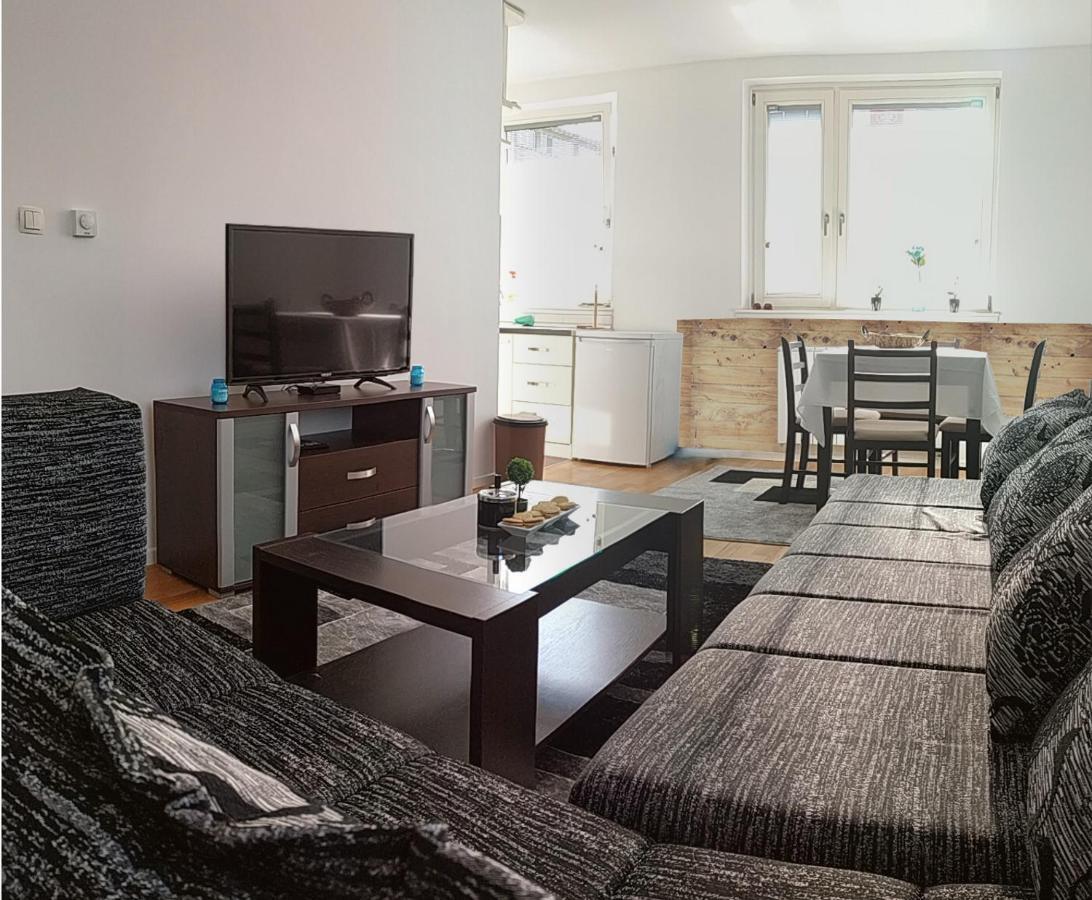 Lovely Home Apartment Sarajevo Luaran gambar